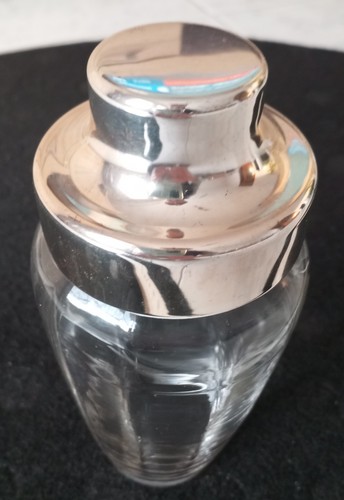 Cocktail shaker aus glas mit - shaker,